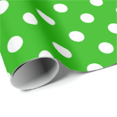 Green White Polka Dots Design Geschenkpapier (Rolleneckpunkt)