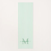Green & White Stripes Monogram Name Yogamatte (Vorderseite)