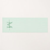 Green & White Stripes Monogram Name Yogamatte (Vorderseite (Horizontal))