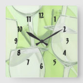 Green Wine Glasses Numbered Wall Clock Quadratische Wanduhr (Vorderseite)