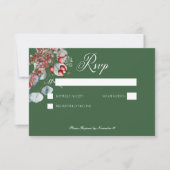 Green Winter Pine Berries Eucalyptus Wedding RSVP Karte (Vorderseite)
