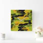 Green Yellow Camouflage Pattern Quadratische Wanduhr (Zuhause)