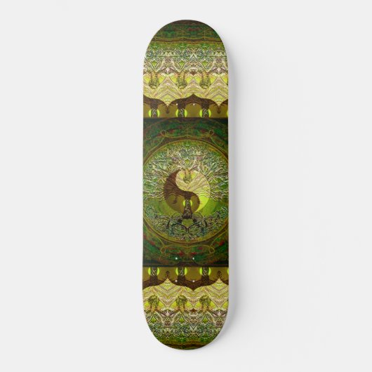 Green Yin Yang mit Baum des Lebens Skateboard (Vorderseite)