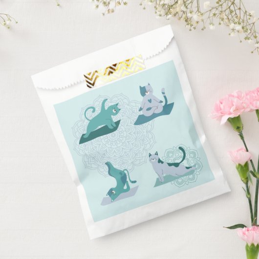Green Yoga Cats Geschenktütchen (Versiegelt)