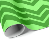 Green Zig Zag Zickzack Muster Geschenkpapier (Rolleneckpunkt)