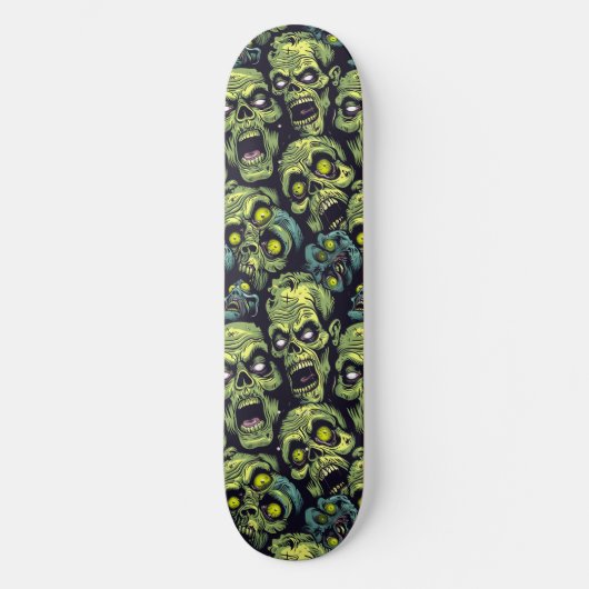 Green Zombie Spooky Halloween Skateboard (Vorderseite)