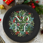 Greenery Berries WEIHNACHTEN Weihnachten Pappteller<br><div class="desc">Das Wort WEIHNACHTEN und Ihr Name unter den Blätter und Rot-,  Weiß- und Goldbeeren auf schwarzem Hintergrund (oder in jeder Farbe),  diese kleinen Teller Papier sind elegant für jeden Weihnachtsfeiertag. PASSENDE Artikel in unserem Geschäft.</div>