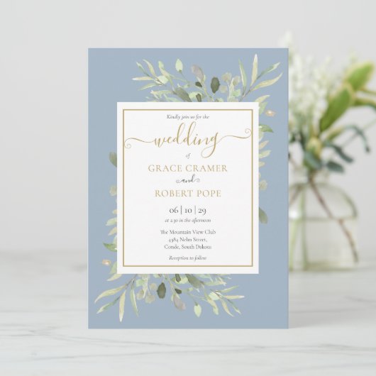 Greenery Dusty Blue Gold Script Foto Wedding Einladung (Stehend Vorderseite)