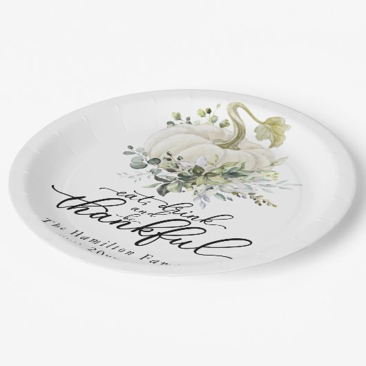 Greenery Eucalyptus White Pumpkin Erntedank Pappteller (Schrägansicht)