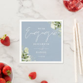 Greenery Floral Dusty Blue Engagement Party Serviette (Beispiel)