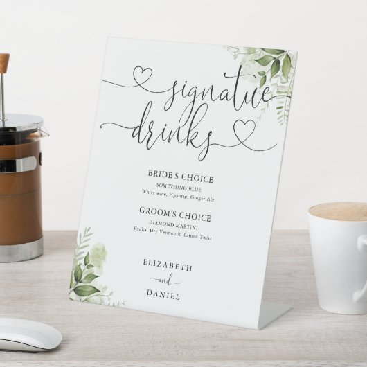Greenery Heart Script Wedding Signature Drinks Sockelschild (In SItu)