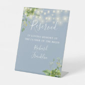 Greenery Lights Dusty Blue Memory Reserviert Hochz Sockelschild (Vorderseite)