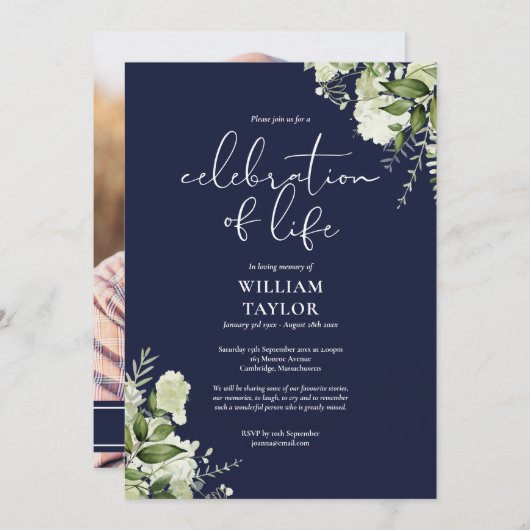 Greenery Navy Blue Celebration of Life Photo Einladung (Vorne/Hinten)