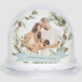 Greenery & Pine Cone Kranz Foto Schneekugeln (Vorderseite)