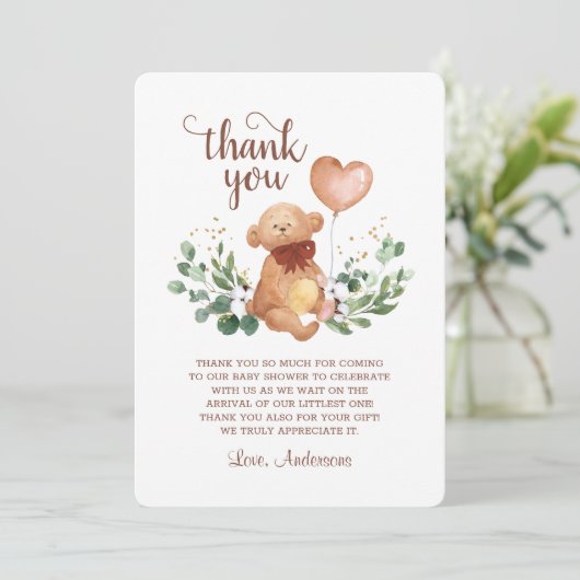 Greenery Teddy Bear Beary Much Baby Shower Dankeskarte (Stehend Vorderseite)
