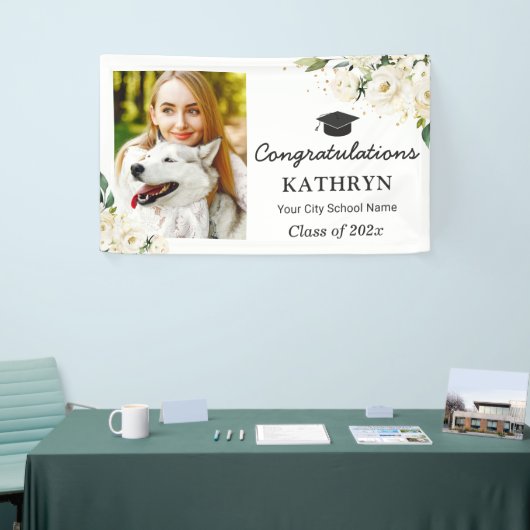 Greenery White Floral Graduation Party Grad Foto Banner (Messeveranstaltung)