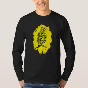Greifvogel aus grauem Eichenholz Tierfarbige Vögel T-Shirt