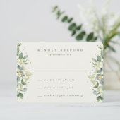 Greige/Cream Snowberry+Eucalyptus Wedding RSVP Karte (Stehend Vorderseite)