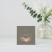 Greige Monogram Rose Gold Floral Wedding Planner Quadratische Visitenkarte (Stehend Vorderseite)