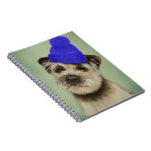 Grenzer Terrier mit blauem Bobble Hat Notizblock (Rechte Seite)