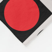 Grenzförmige rote Polka-Punkte mit gekreuzter Geom Fleecedecke (Ecke)