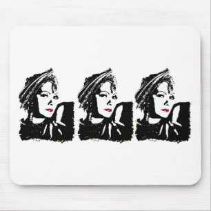 Greta in Schwarz-Weiß Mousepad
