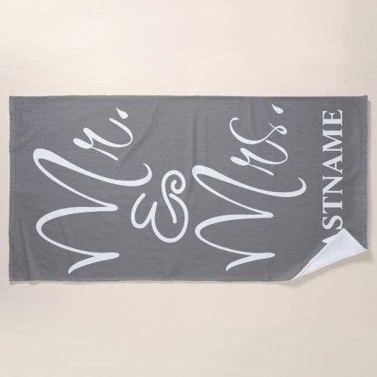 Grey and White Personalisiert Mr. and Mr. Strandtuch (Vorderseite)