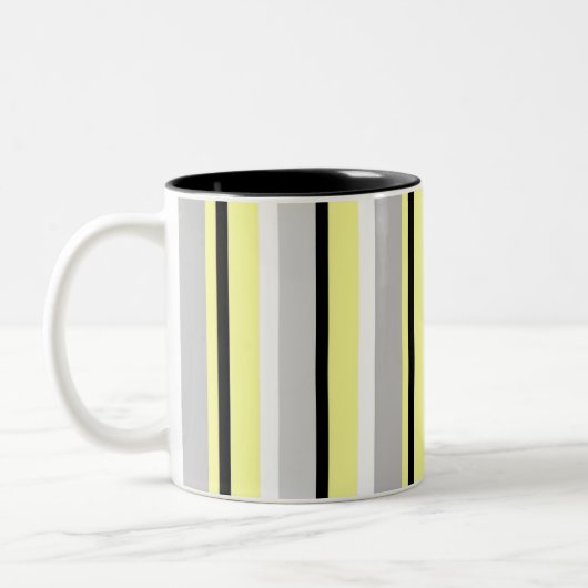 Grey and Yellow Stylish Striped Zweifarbige Tasse (Links)