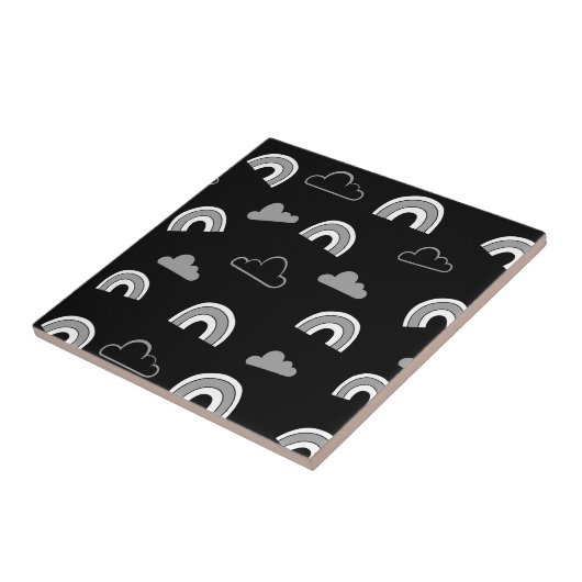 Grey Clouds and Rainbows on Black Ceramic Tile Fliese (Seite)