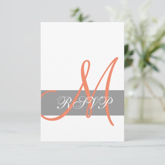 Grey Coral Monogram Wedding RSVP Card (Stehend Vorderseite)