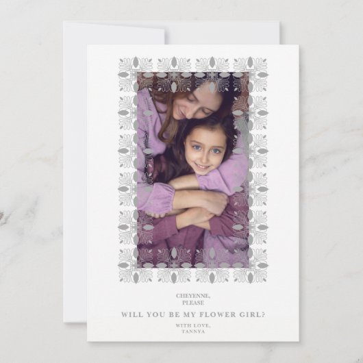 Grey Lace Effect Chic Frame Flower Girl Bridesmaid (Vorderseite)