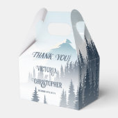 Grey Mountain Fog Forest Wilderness Winter Wedding Geschenkschachtel (Vorderseite)