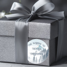 Grey Mountain Fog Forest Wilderness Winter Wedding Runder Aufkleber