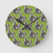 Grey Squirrel Clock  Runde Wanduhr (Vorderseite)