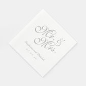 Grey White Mr. und Mrs. | Hochzeitspapier Napkins Serviette (Ecke)