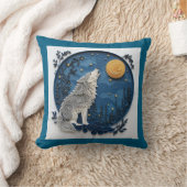 Grey Wolf Howing at the Moon Quilling Effect Kissen (Decke)