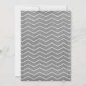 Grey Zigzag Hochzeitsfeiern Einladung (Rückseite)