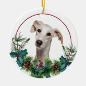 Greyhound Dog Evergreen Berry Wreath Keramik Ornament (Vorne)