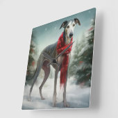 Greyhound Dog in Schneehocht Quadratische Wanduhr (Winkel)