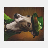 Greyhound Dog in St. Patrick's Day Dress Fleecedecke (Vorderseite (Horizontal))