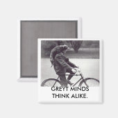 Greyhound & man auf dem Fahrrad, GREYT MINDS DENKE Magnet (Vorderseite/Rückseite)