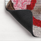 Greyhound mit Red Wooly Hat 2 Mousepad (Ecke)