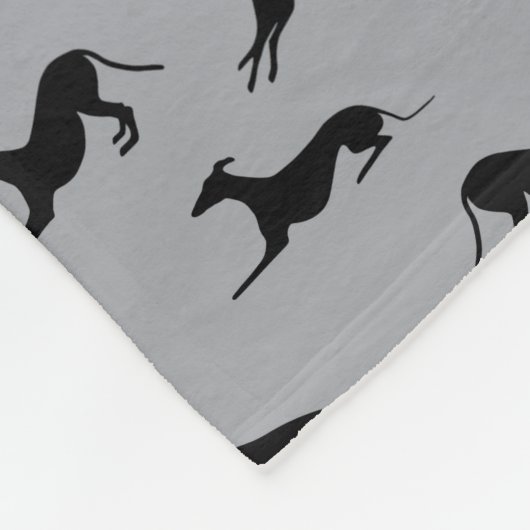 Greyhound Silhouetten Schwarz auf Grau Fleecedecke (Ecke)