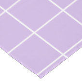 Grid Lilac und White Tischdecke (Schrägansicht)