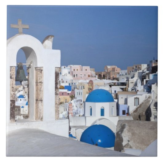 Griechenland, Santorini. Glockenturm und blaue Kup Fliese (Vorderseite)