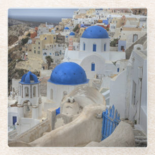 Griechenland, Santorini. Glockenturm und blaue Kup Glasuntersetzer