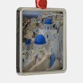 Griechenland, Santorini. Glockenturm und blaue Kup Ornament Aus Metall (Rechts)