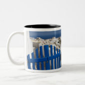 Griechenland und die griechische Insel Santorini a Zweifarbige Tasse (Links)