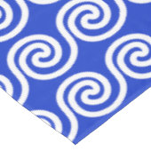 Griechisch Meander Key Waves Muster blau Tischdecke (Schrägansicht)