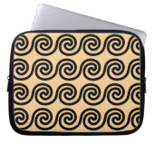 Griechisch Meander Key Waves Muster Brown Laptopschutzhülle (Vorderseite)